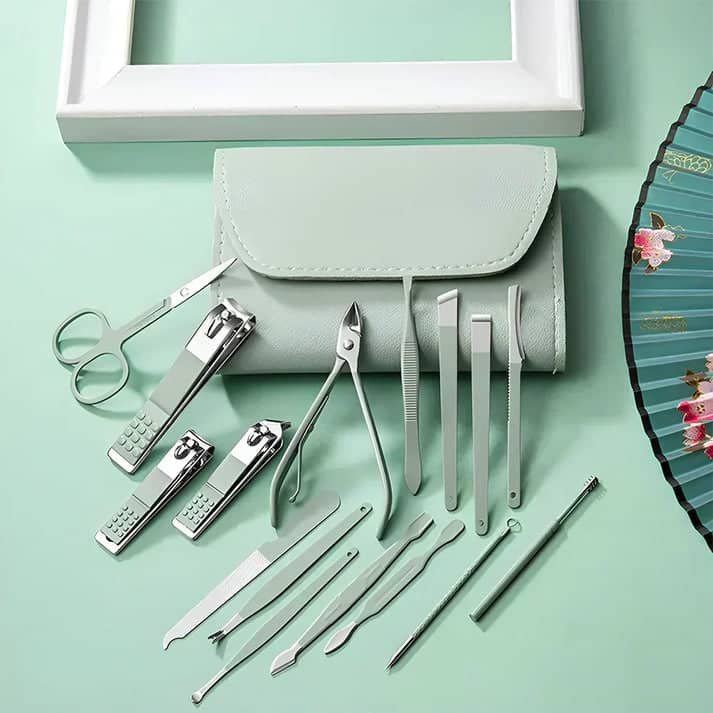 Nail Clippers Portable Set 16pcs - Image 6